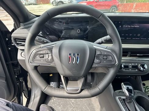 New 2026 Buick Envista Preferred w/ Convenience I Package FWD image 14