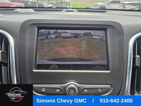 Used 2022 Chevrolet Equinox LT FWD image 23