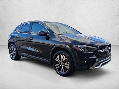 Used 2025 Mercedes-Benz GLA 250 image 3