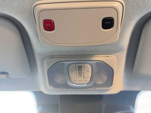 Used 2023 RAM ProMaster 2500 image 17