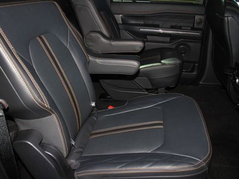 Certified 2022 Ford Expedition Max Platinum image 26