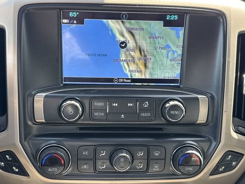 Used 2019 GMC Sierra 2500 Denali w/ Duramax Plus Package AWD/4WD image 39