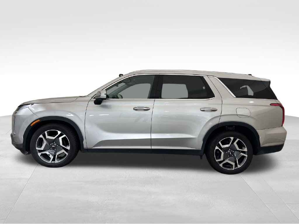 Used 2024 Hyundai Palisade SEL w/ Premium Package AWD/4WD image 2