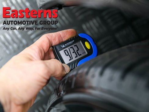 Used 2024 Toyota Corolla LE image 28