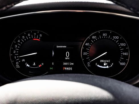 Used 2019 Lincoln MKC Premiere image 3