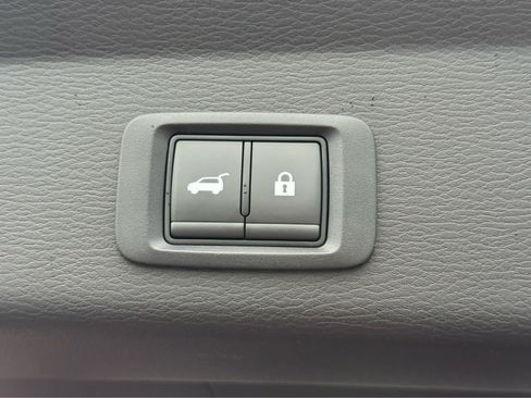 New 2026 Nissan Rogue SL AWD/4WD image 18