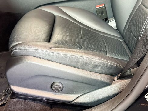 Certified 2022 Mercedes-Benz GLC 300 4MATIC image 18