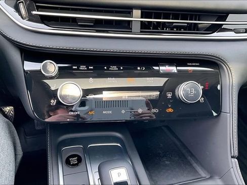 New 2026 INFINITI QX60 Luxe image 32