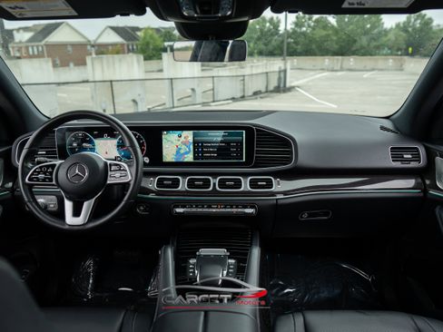 Used 2021 Mercedes-Benz GLE 350 4MATIC w/ Premium Package image 11