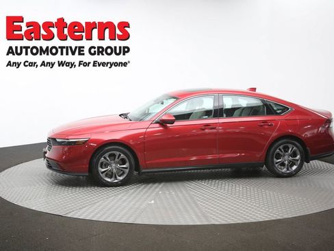 Used 2023 Honda Accord EX image 58