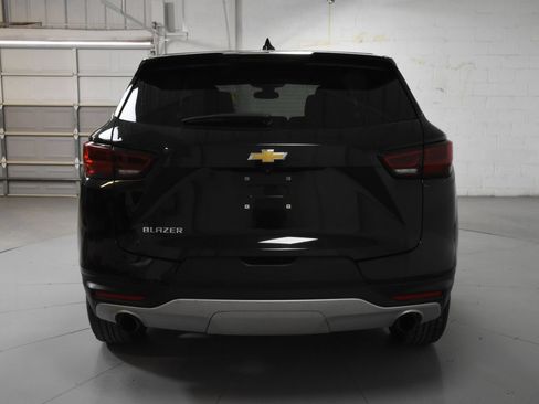 Used 2025 Chevrolet Blazer LT FWD image 10