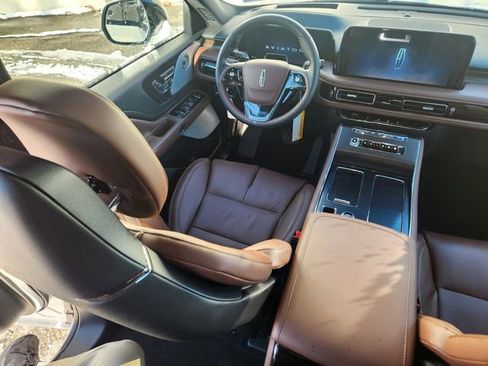 New 2026 Lincoln Aviator Reserve image 10