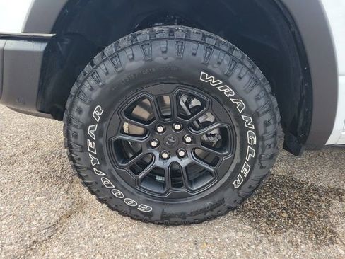 Used 2025 RAM 1500 Rebel w/ G/T Package image 32