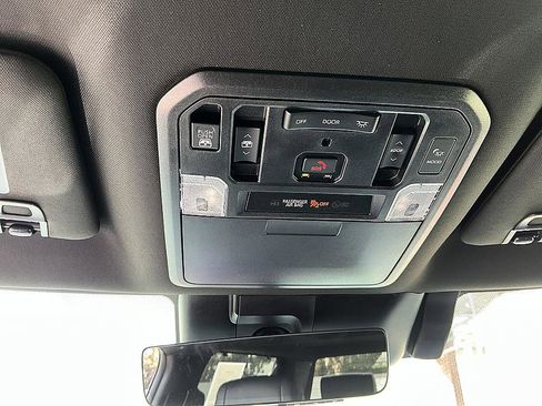 Used 2025 Toyota Tundra Platinum AWD/4WD image 24
