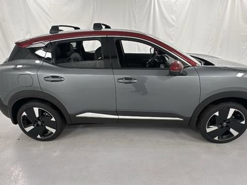 New 2026 Nissan Kicks SR w/ SR Premium Package image 2