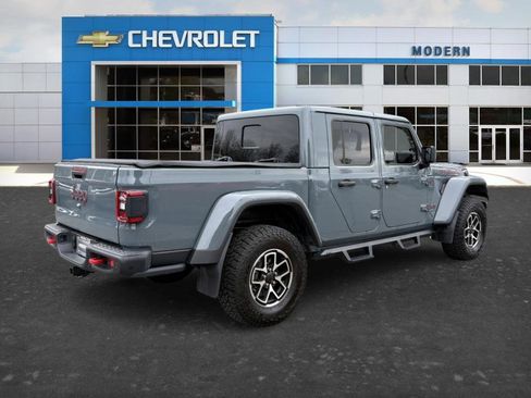 Used 2025 Jeep Gladiator Rubicon image 5