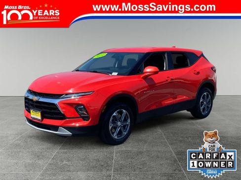 Used 2025 Chevrolet Blazer LT FWD image 1
