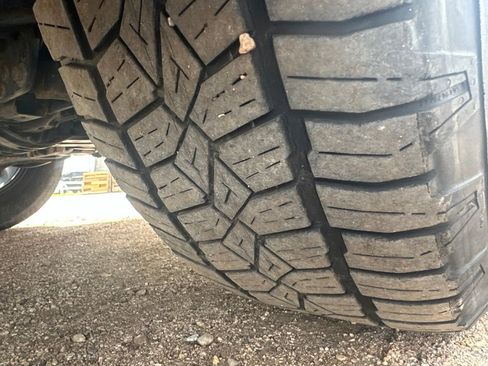 Used 2021 Nissan Titan PRO-4X AWD/4WD image 11