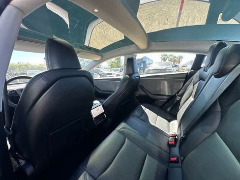 Used 2025 Tesla Model 3 Long Range RWD image 8
