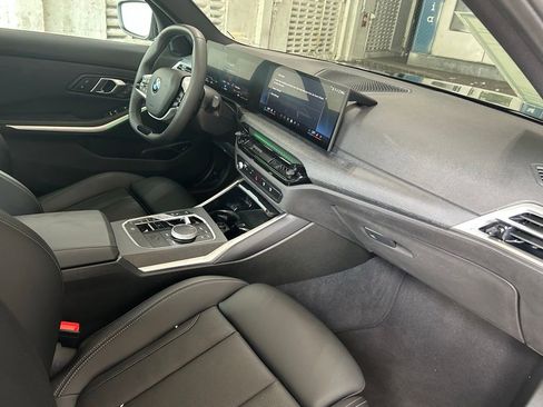 Used 2025 BMW 330i Sedan image 35