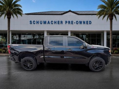 Used 2022 Chevrolet Silverado 1500 Custom Trail Boss w/ LPO, Dark Essentials Package AWD/4WD image 8