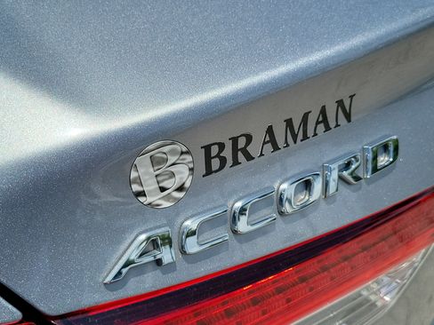 Certified 2022 Honda Accord LX image 5