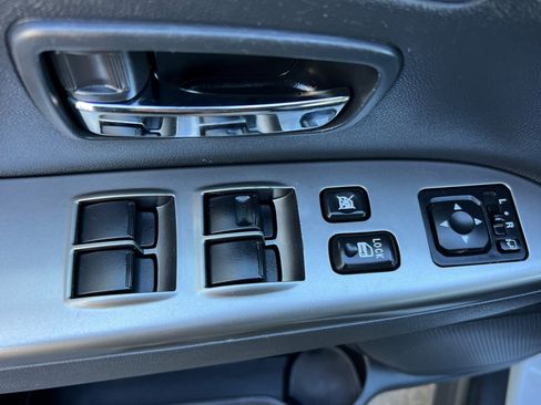 Used 2024 Mitsubishi Outlander Sport SE image 11