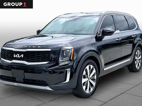 Used 2022 Kia Telluride S AWD/4WD image 1