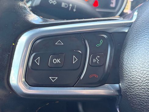 Used 2021 Jeep Wrangler Unlimited Sahara AWD/4WD image 20