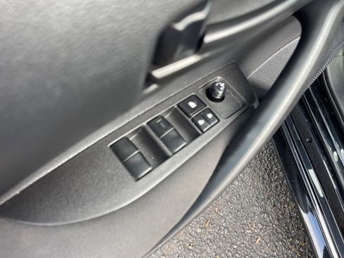 Used 2025 Toyota Corolla LE image 8