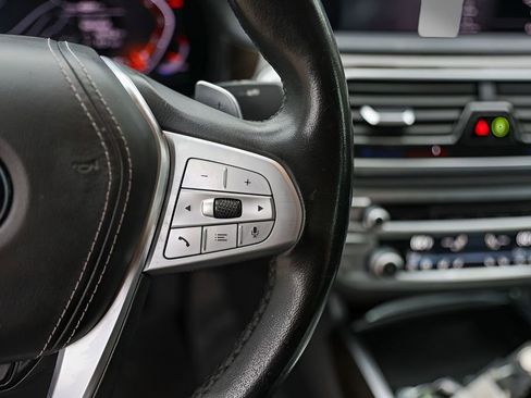 Used 2020 BMW 740i RWD image 13