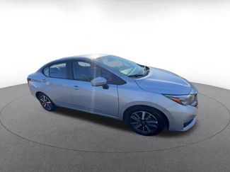 Used 2025 Nissan Versa SV FWD video 2
