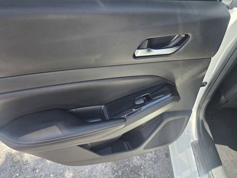 Used 2023 Nissan Altima 2.5 SL FWD image 13