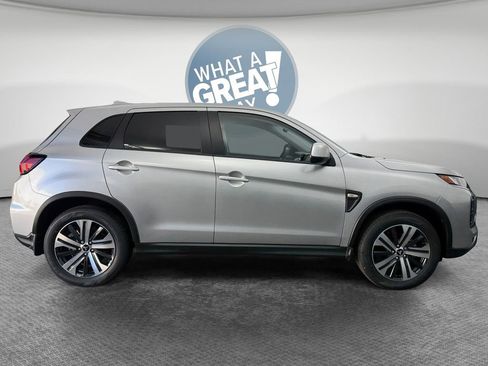 New 2026 Mitsubishi Outlander Sport ES image 2