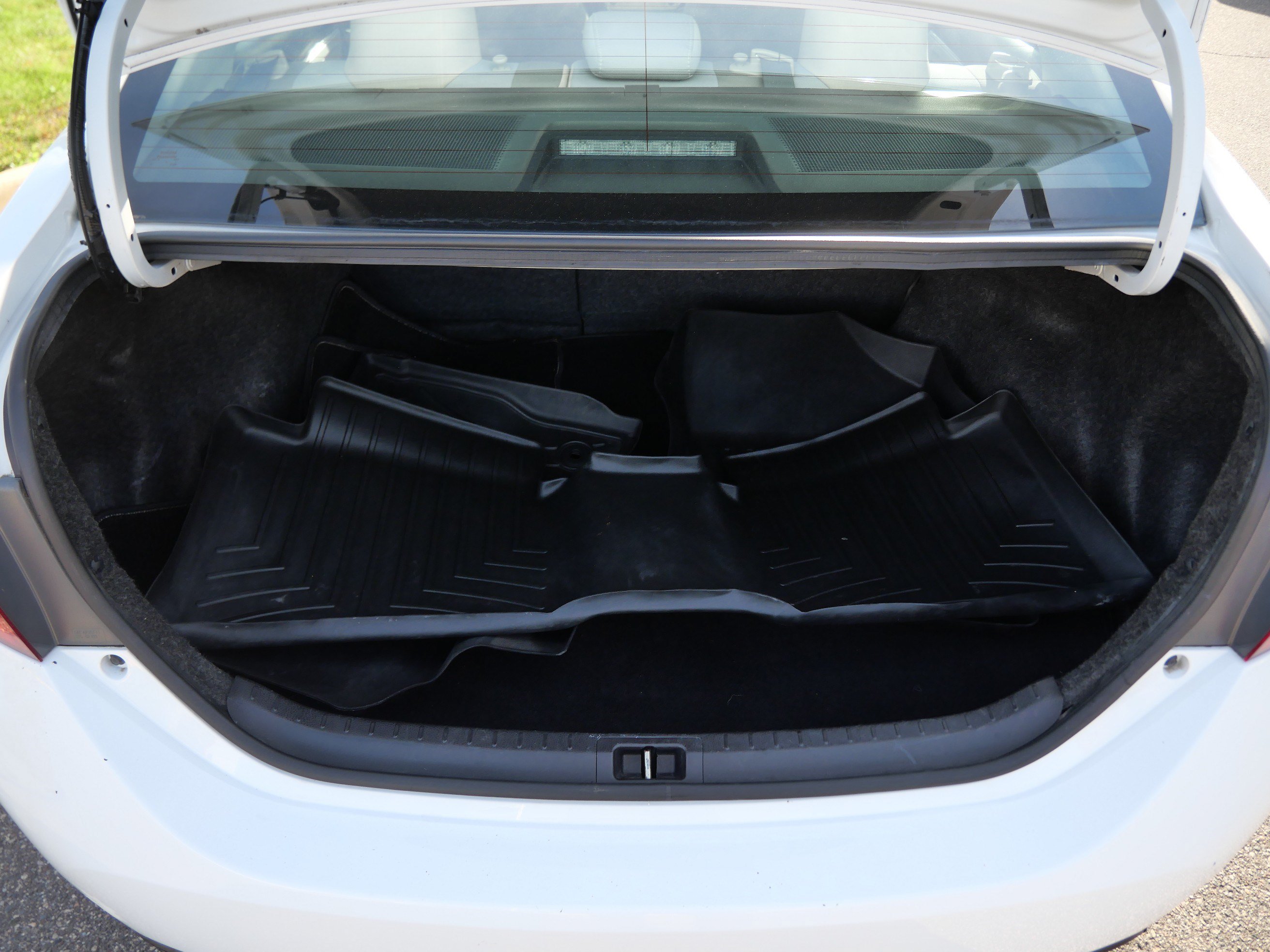 Certified 2019 Toyota Corolla LE FWD image 18