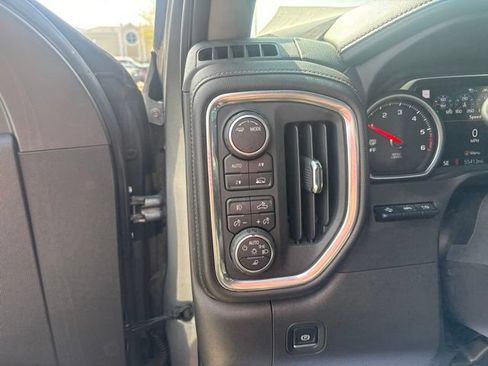Used 2022 Chevrolet Silverado 1500 LTZ w/ Technology Package AWD/4WD image 20