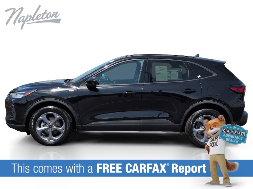 Used 2025 Ford Escape ST-Line Select AWD/4WD image 2