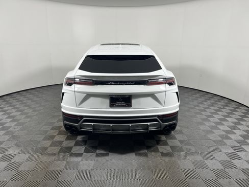 Used 2019 Lamborghini Urus AWD/4WD image 4