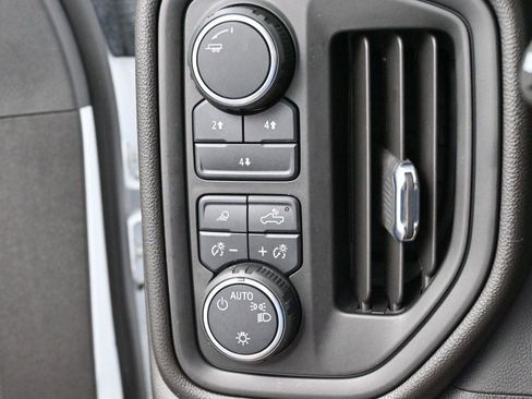 Used 2024 Chevrolet Silverado 2500 W/T w/ WT Convenience Package AWD/4WD image 19