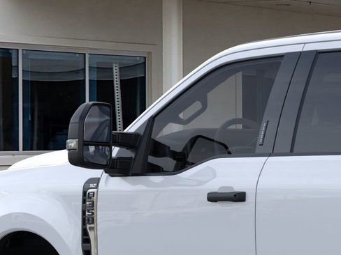 New 2025 Ford F350 XLT image 20