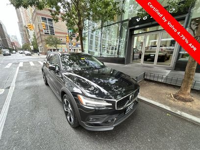 Certified 2024 Volvo V60 B5 Cross Country Plus