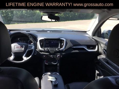 Used 2024 GMC Terrain SLT AWD/4WD image 24