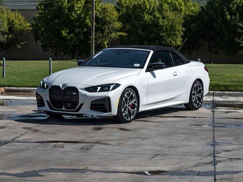 New 2026 BMW 440i xDrive Convertible w/ Premium Package image 3