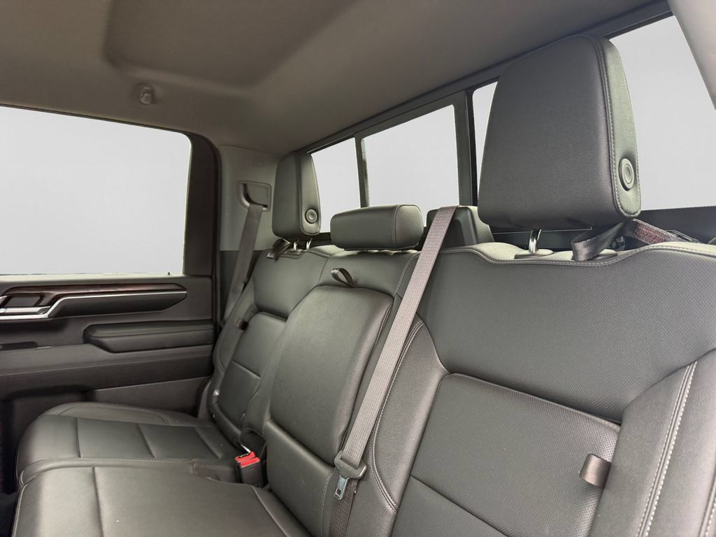 Used 2024 GMC Sierra 2500 SLT w/ SLT Convenience Package AWD/4WD image 34