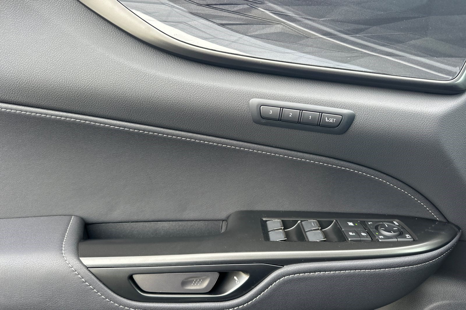 New 2026 Lexus NX 350 AWD w/ Cold Area Package image 14
