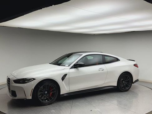 Used 2024 BMW M4 Coupe RWD image 6