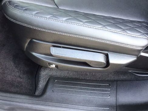 Used 2023 Kia Sorento SX Prestige image 14