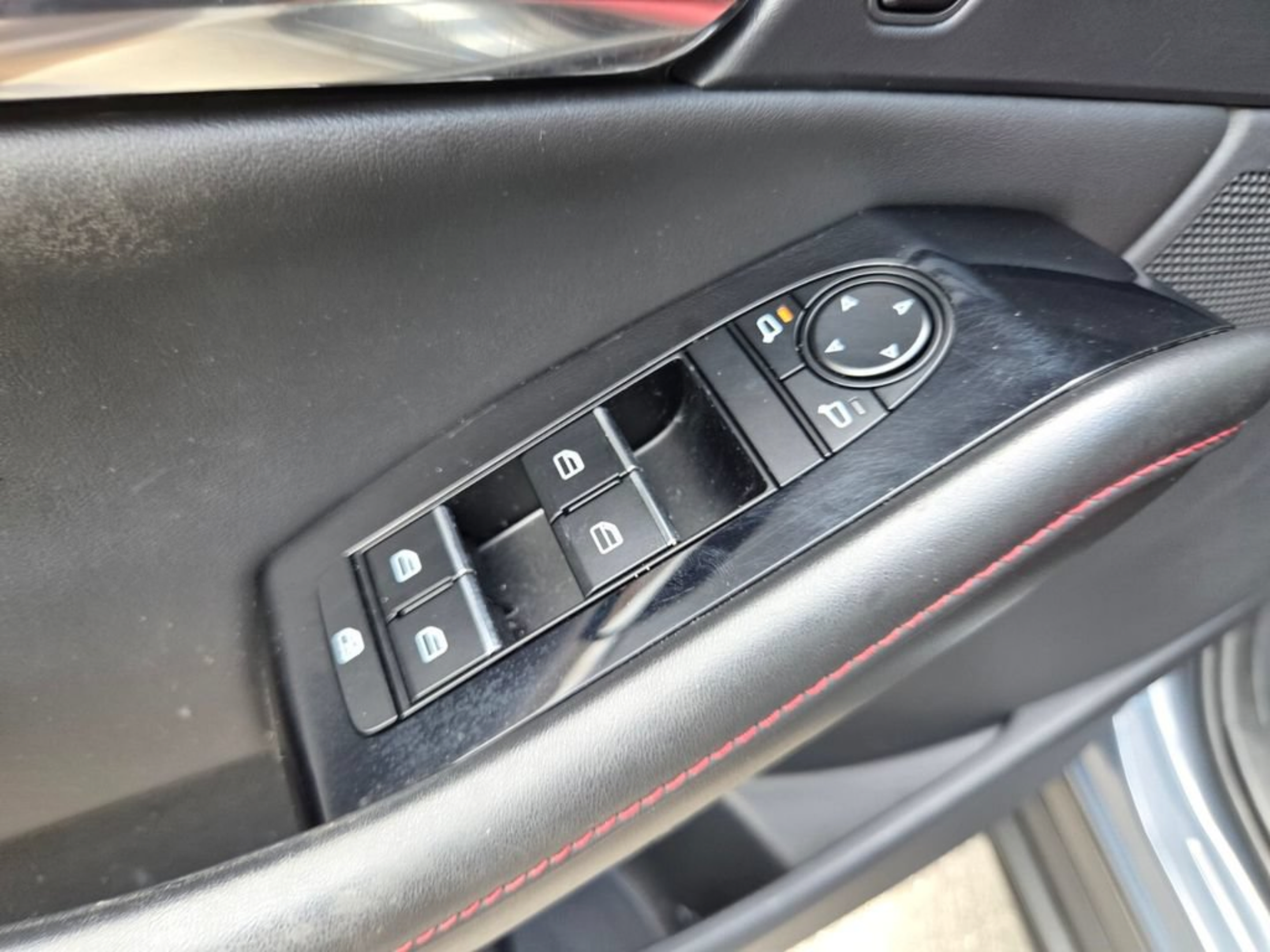 Used 2024 MAZDA CX-30 AWD 2.5 S w/ Preferred Package image 19
