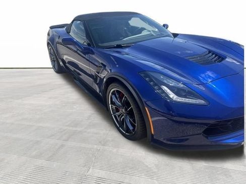 Used 2019 Chevrolet Corvette Grand Sport RWD image 2
