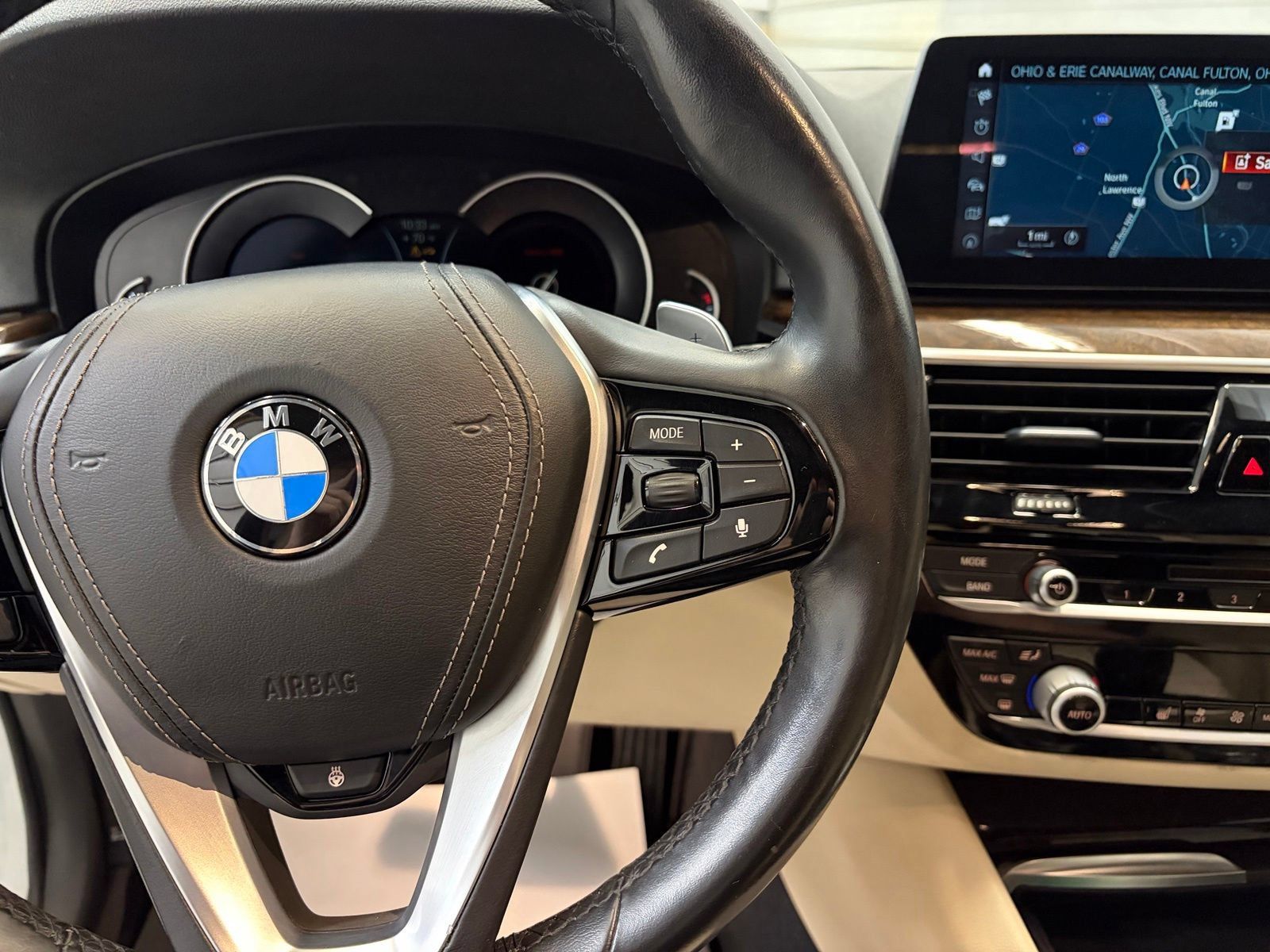 Used 2018 BMW 530i xDrive AWD/4WD image 15